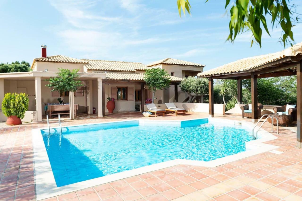 White Sand Villa. Spacious Villa With Prive Pool. Ajía Pelajía Kültér fotó